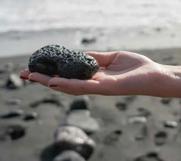 A unique and enchanting park, with volcanic stone sculptures